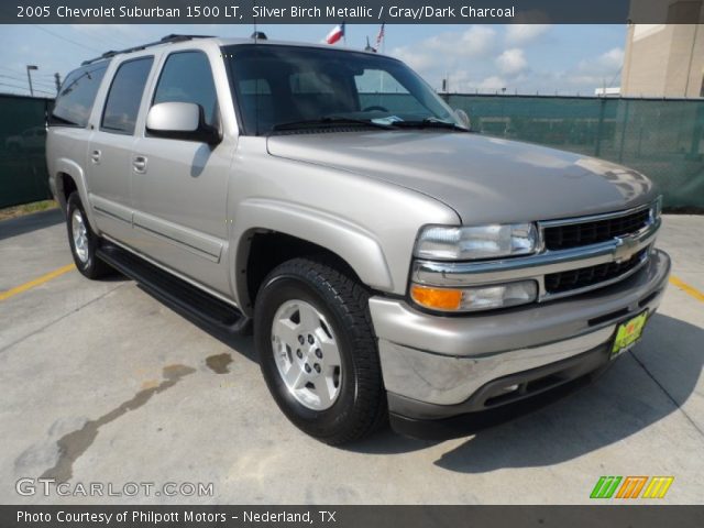 2005 Chevrolet Suburban 1500 LT in Silver Birch Metallic