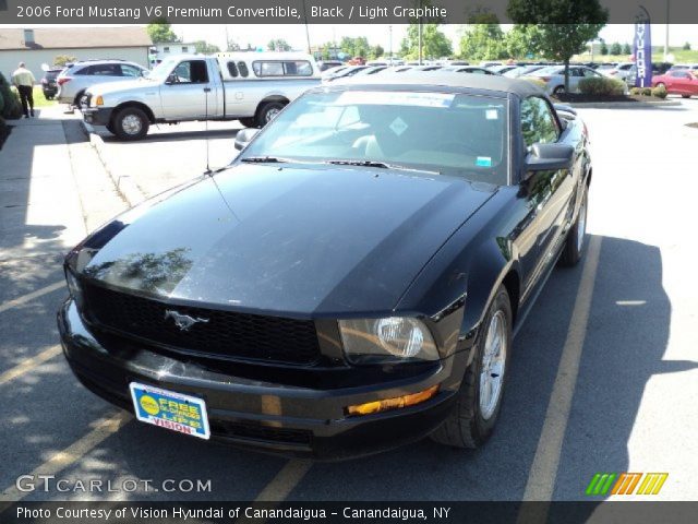 2006 Ford Mustang V6 Premium Convertible in Black