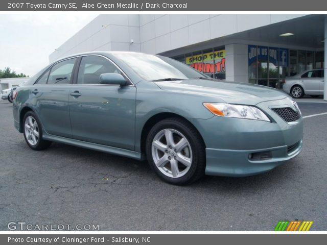 2007 Toyota Camry SE in Aloe Green Metallic
