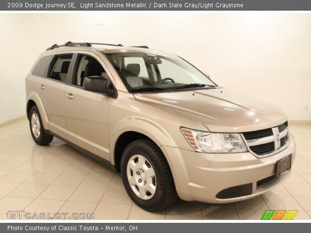 2009 Dodge Journey SE in Light Sandstone Metallic