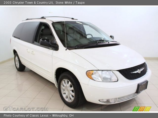 2003 Chrysler Town & Country LXi in Stone White