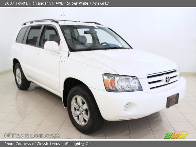 2007 Toyota Highlander V6 4WD in Super White