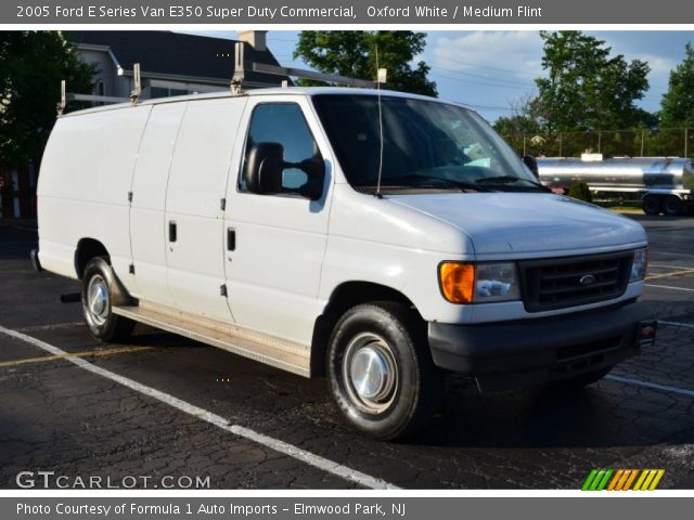 2005 Ford E Series Van E350 Super Duty Commercial in Oxford White