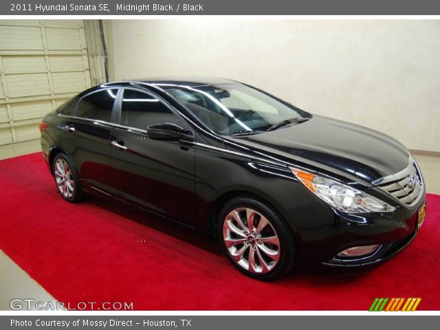 2011 Hyundai Sonata SE in Midnight Black