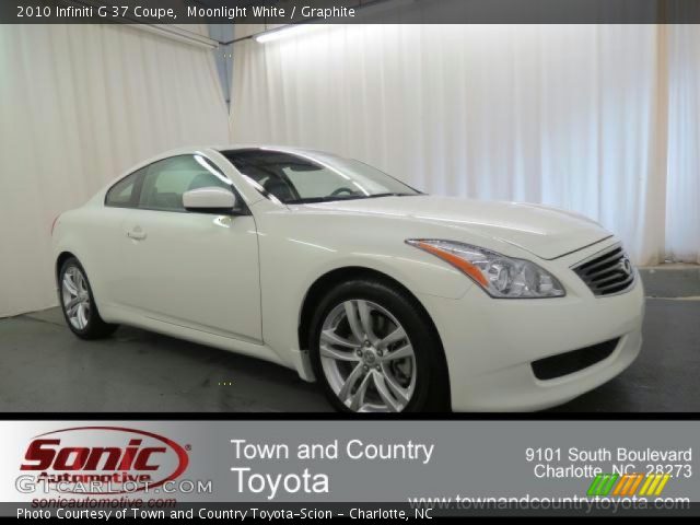 2010 Infiniti G 37 Coupe in Moonlight White