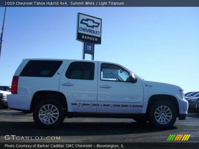 2009 Chevrolet Tahoe Hybrid 4x4 in Summit White