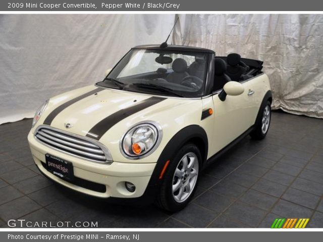 2009 Mini Cooper Convertible in Pepper White