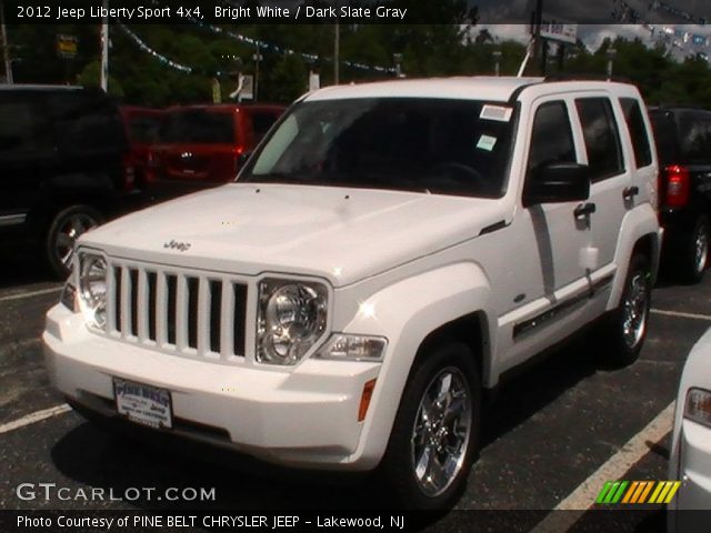 2012 Jeep Liberty Sport 4x4 in Bright White