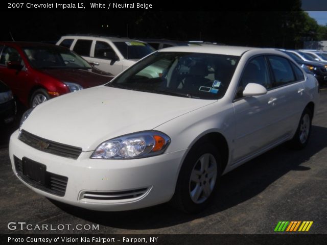 2007 Chevrolet Impala LS in White
