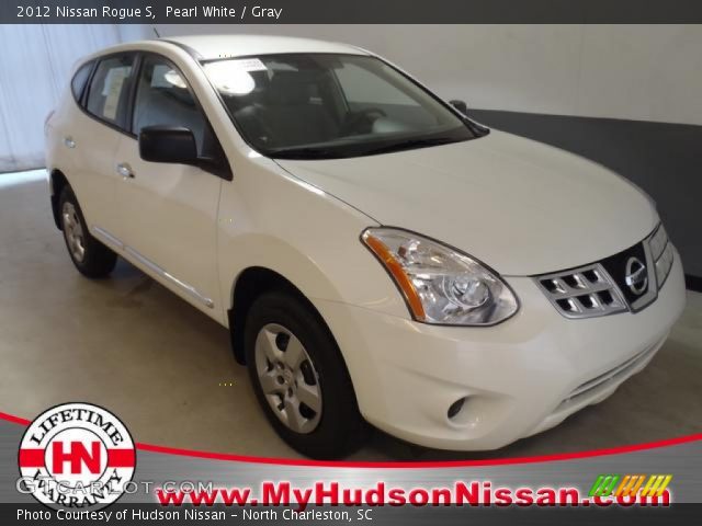 2012 Nissan Rogue S in Pearl White