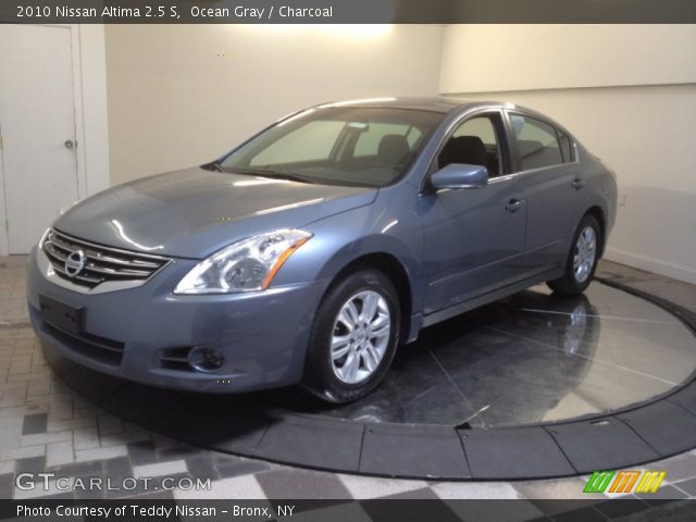 2010 Nissan Altima 2.5 S in Ocean Gray