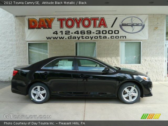 2012 Toyota Camry SE in Attitude Black Metallic