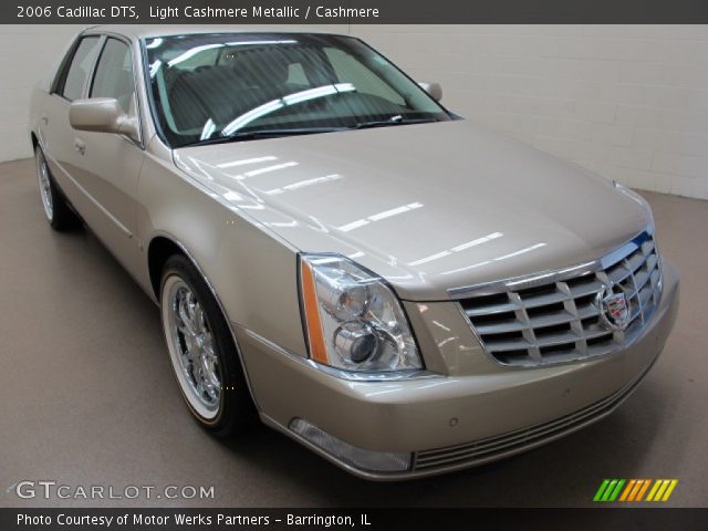 2006 Cadillac DTS  in Light Cashmere Metallic