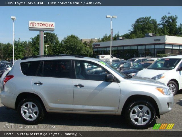 2009 Toyota RAV4 4WD in Classic Silver Metallic