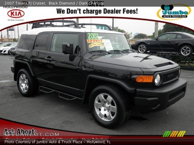 2007 Toyota FJ Cruiser  in Black Diamond