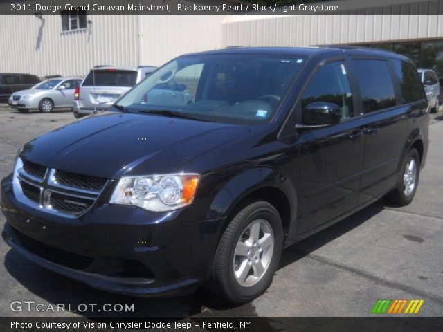 2011 Dodge Grand Caravan Mainstreet in Blackberry Pearl