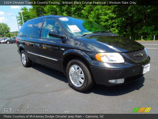 2004 Chrysler Town & Country Touring in Brilliant Black Crystal Pearlcoat