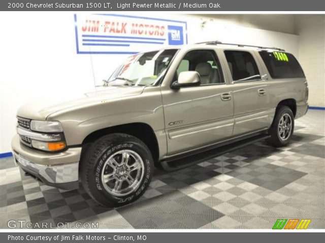 2000 Chevrolet Suburban 1500 LT in Light Pewter Metallic