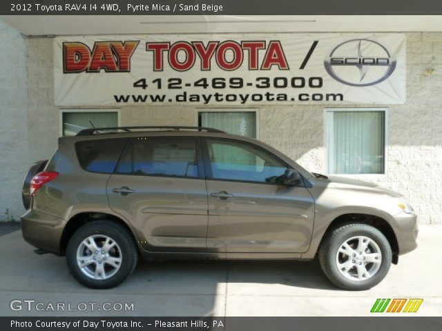 2012 Toyota RAV4 I4 4WD in Pyrite Mica