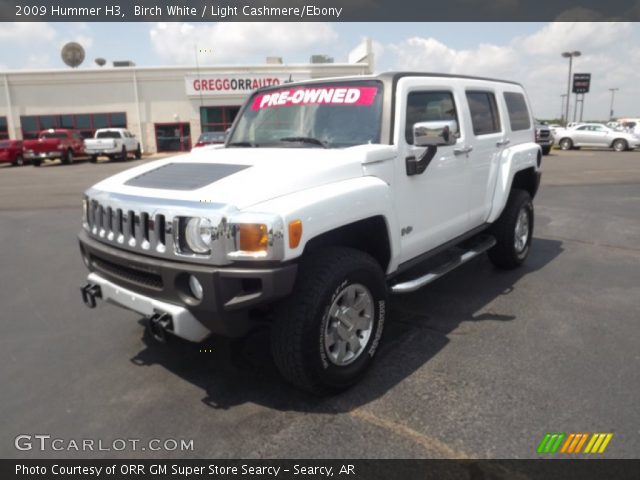 2009 Hummer H3  in Birch White