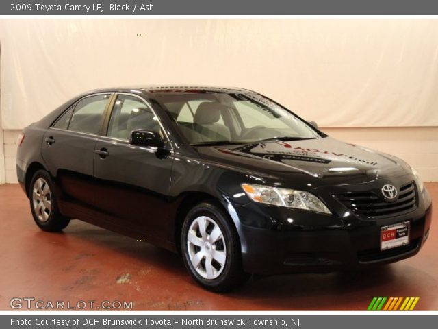 2009 Toyota Camry LE in Black