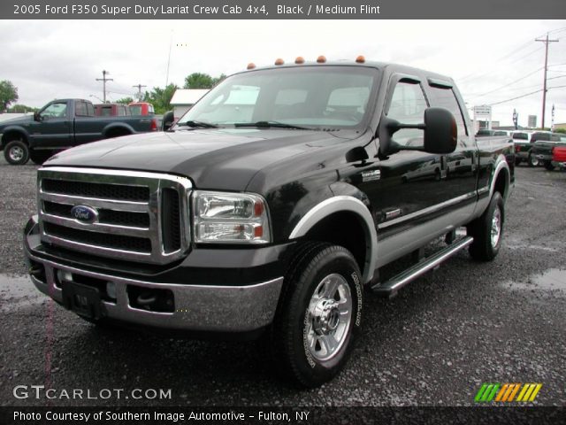 2005 Ford F350 Super Duty Lariat Crew Cab 4x4 in Black