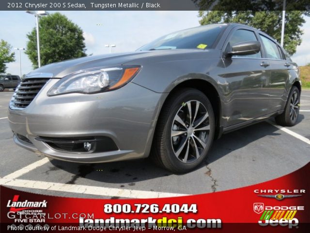 2012 Chrysler 200 S Sedan in Tungsten Metallic