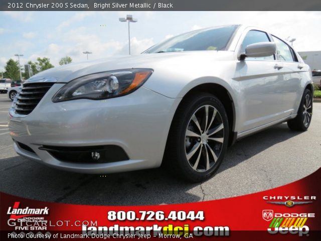 2012 Chrysler 200 S Sedan in Bright Silver Metallic