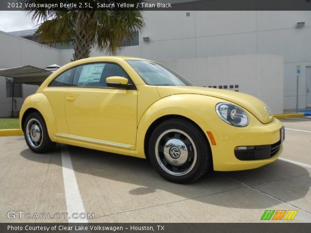 2012 Volkswagen Beetle 2.5L in Saturn Yellow