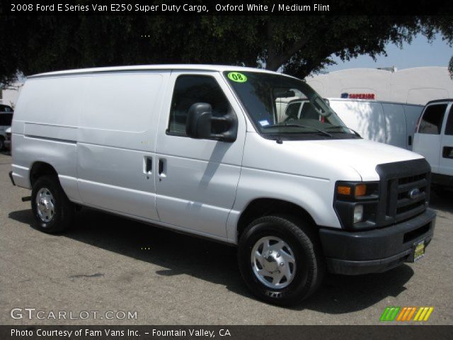 2008 Ford E Series Van E250 Super Duty Cargo in Oxford White