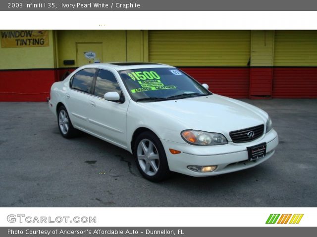 2003 Infiniti I 35 in Ivory Pearl White