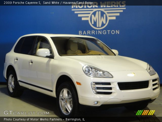 2009 Porsche Cayenne S in Sand White