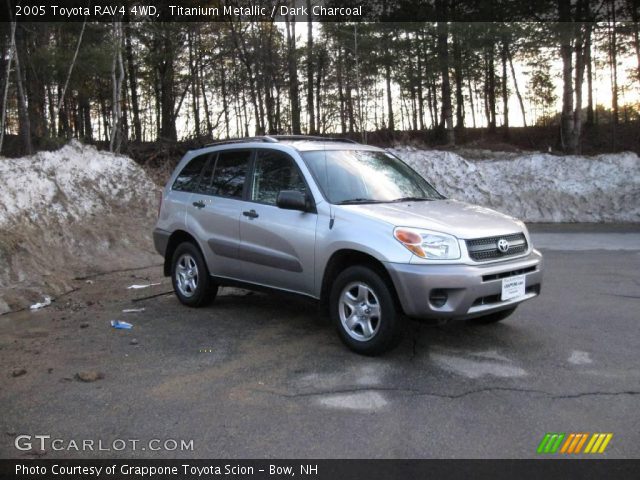 2005 Toyota RAV4 4WD in Titanium Metallic