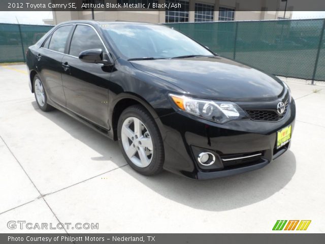 2012 Toyota Camry SE in Attitude Black Metallic