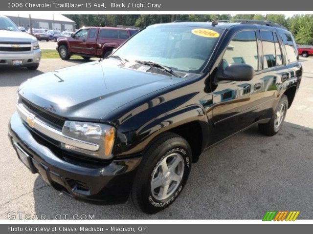 2006 Chevrolet TrailBlazer LS 4x4 in Black