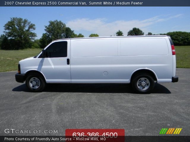 2007 Chevrolet Express 2500 Commercial Van in Summit White