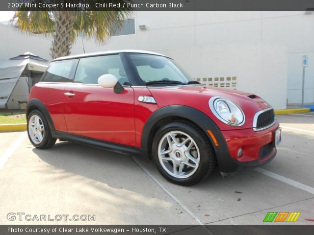 2007 Mini Cooper S Hardtop in Chili Red