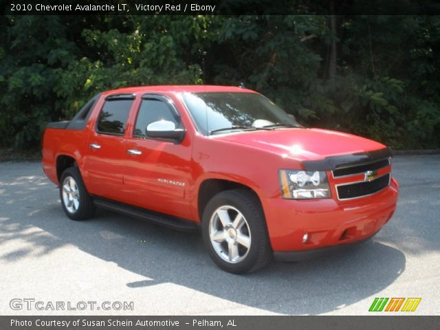 2010 Chevrolet Avalanche LT in Victory Red