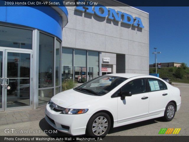 2009 Honda Civic DX-VP Sedan in Taffeta White