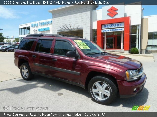 2005 Chevrolet TrailBlazer EXT LS 4x4 in Majestic Red Metallic