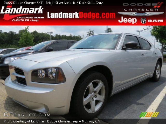 2009 Dodge Charger SXT in Bright Silver Metallic