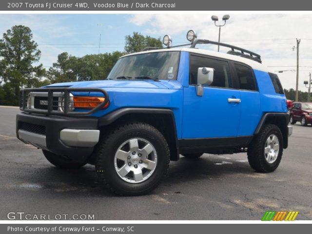 2007 Toyota FJ Cruiser 4WD in Voodoo Blue