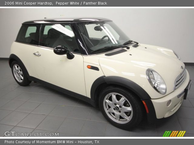 2006 Mini Cooper Hardtop in Pepper White