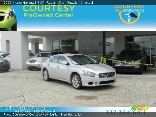 2009 Nissan Maxima 3.5 SV in Radiant Silver Metallic