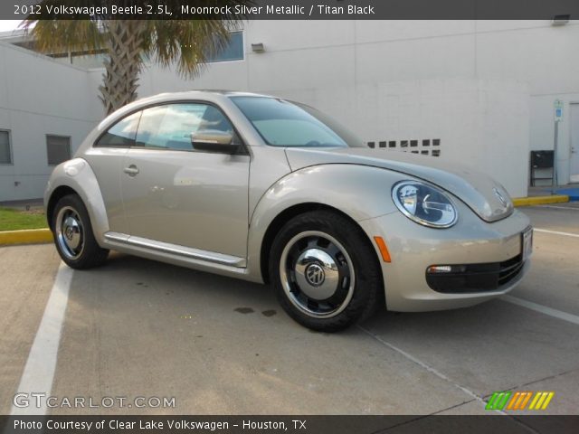 2012 Volkswagen Beetle 2.5L in Moonrock Silver Metallic