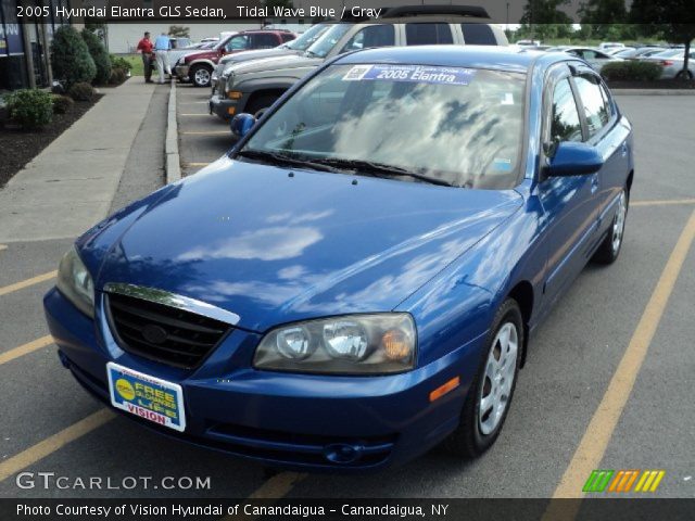 2005 Hyundai Elantra GLS Sedan in Tidal Wave Blue