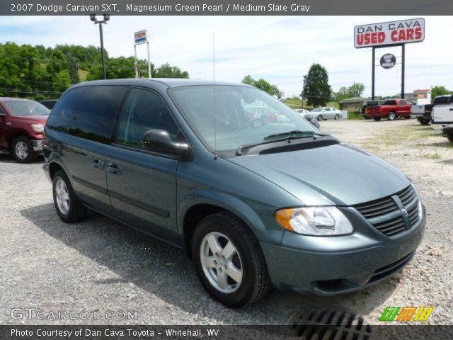 2007 Dodge Caravan SXT in Magnesium Green Pearl
