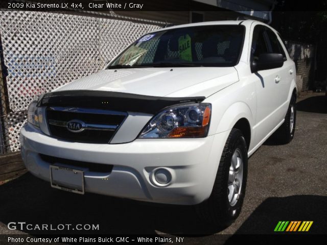 2009 Kia Sorento LX 4x4 in Clear White