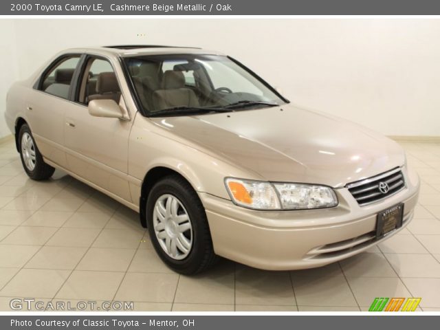 2000 Toyota Camry LE in Cashmere Beige Metallic