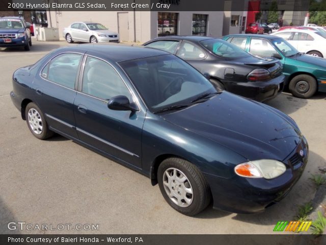 2000 Hyundai Elantra GLS Sedan in Forest Green